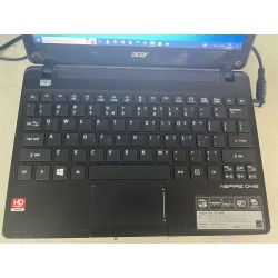 Ordenador Acer Aspire One 725-0845