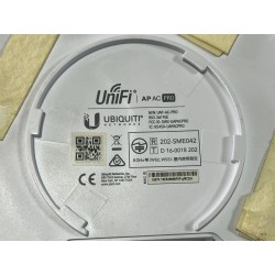 Punto de acceso inhalambrico Ubiquiti UNIFI AP AC PRO