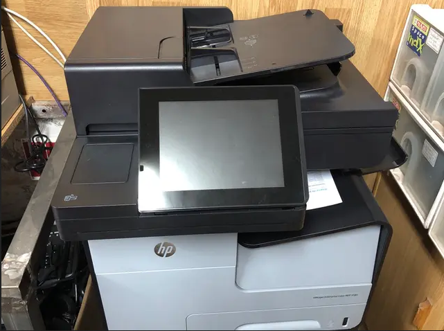 Impresora Officejet Enterprise color MFP X585 - Imagen 2