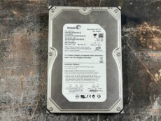 Disco Duro Seagate 250 Gb Sata ST3250820AS