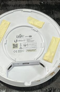 Punto de acceso inhalambrico Ubiquiti UNIFI AP AC PRO