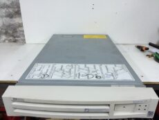 Servidor Hp PIII 550 Mhz, 8 Gb, 256 Mb