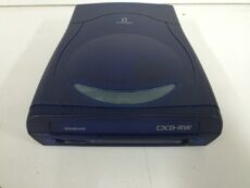 Cd-rom externo usb Iomega CDRW6402EXT